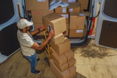 Pharma industry courier